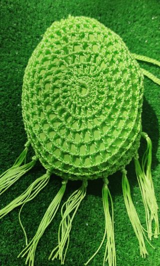 BOLSO DE CROCHET CON CIERRE DE LAZADA COLOR LIMA