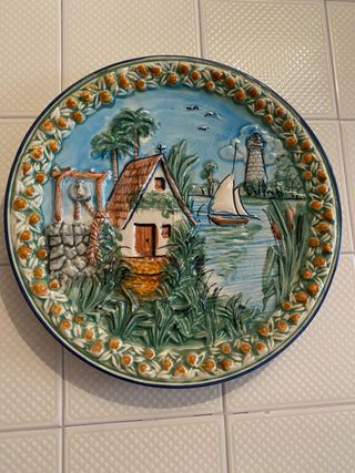 plato sevillano decorativo