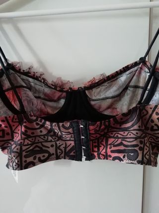 Fiori in tulle, perline