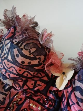 Fiori in tulle, perline