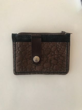Monedero cuero
