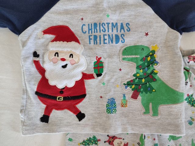 simpático pijama navideño bebé 9-12 meses