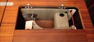 Máquina de Coser Alfa