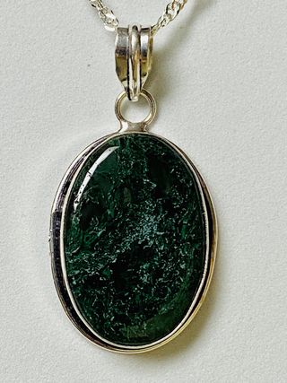 Colgante de Agata musgosa con cadena plata ley 925