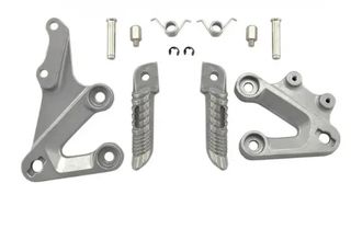 SOPORTE ESTRIBERA DELANTERAS SUZUKI GSXR1000 03-04