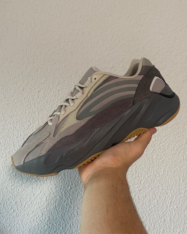 Adidas Yeezy Boost 700 Tephra 44