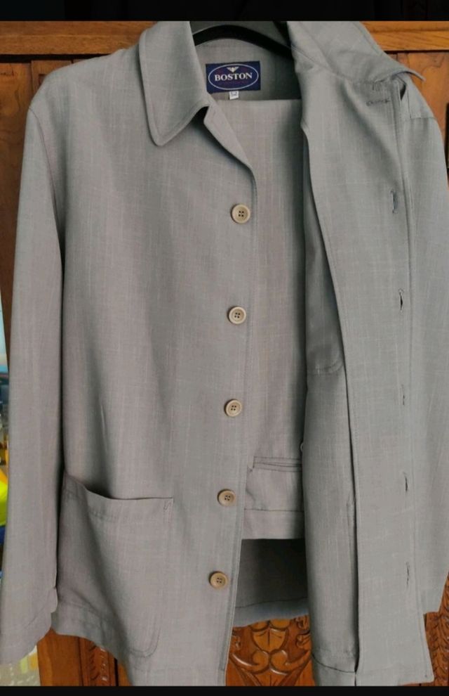 Traje chaqueta y pantalón