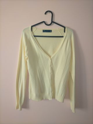 Chaqueta de punto 🧶 amarilla 💛