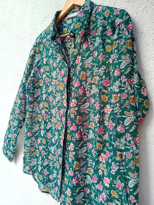 Camisa flores 🌺🌸
