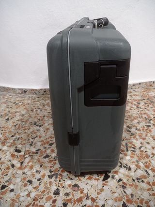 Maleta rígida 