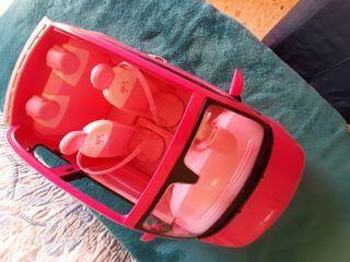 Coche rosa Fiat de Barbie