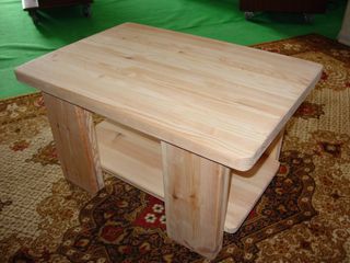 tavolino in legno pregiato