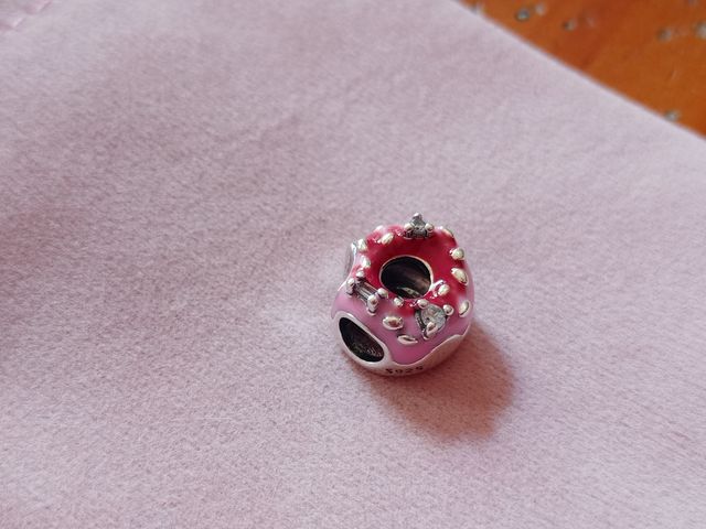 Charm Donuts rosa circonitas de plata