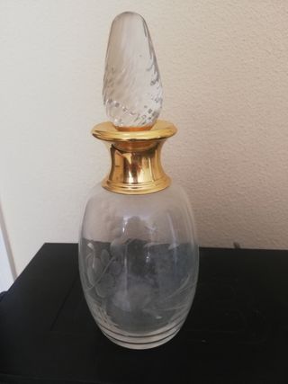 tocador cristal y dorado