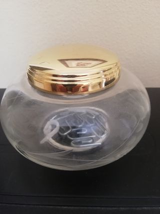 tocador cristal y dorado