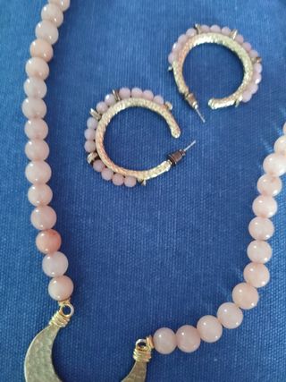 collar& colgante de piedra con pendientes