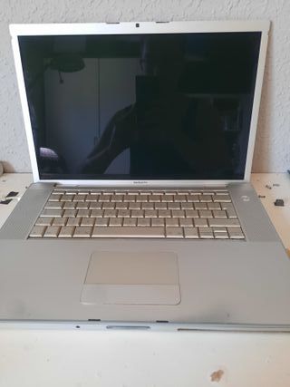 macbook pro 820-2054-A  A1211 LOGIC BOARD 661-4229