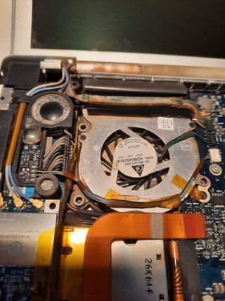macbook pro 820-2054-A  A1211 LOGIC BOARD 661-4229
