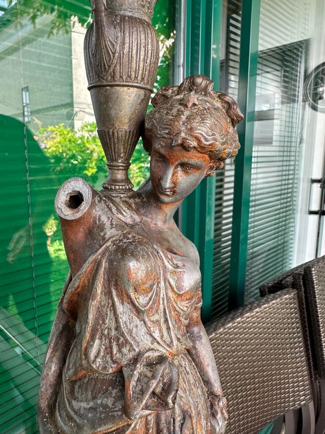 Antigüedad escultura  
