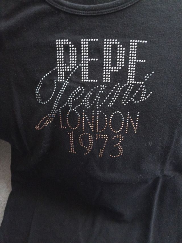 Camiseta PEPE JEANS en negro