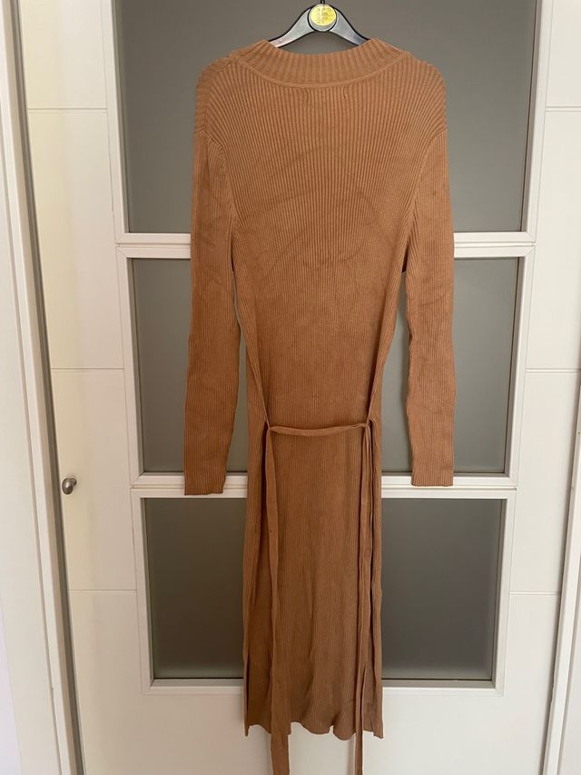 Vestido canalé midi primark