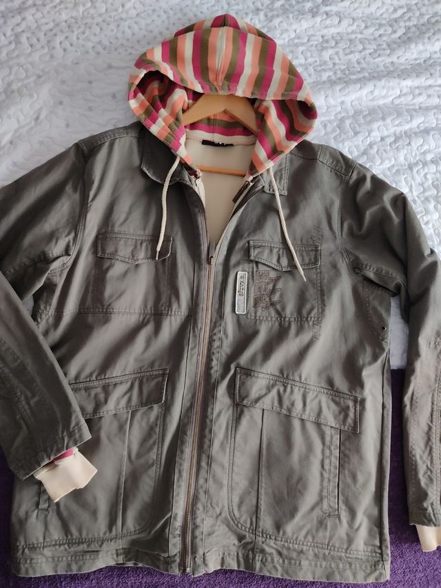 Parka y sudadera quiksilver