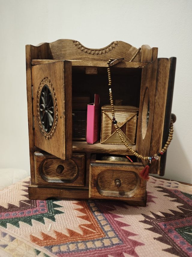 Joyero de madera