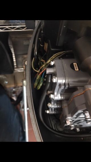 Motor fuera borda Yamaha 13'5 dos tiempos