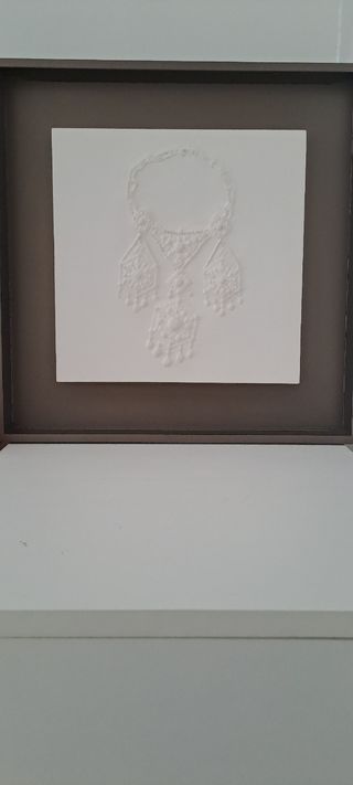 Cuadro bronce macizo y moldura grabada de Cartier