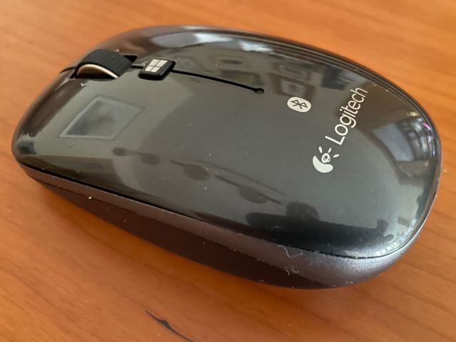 Raton Logitech Bluetooth M557