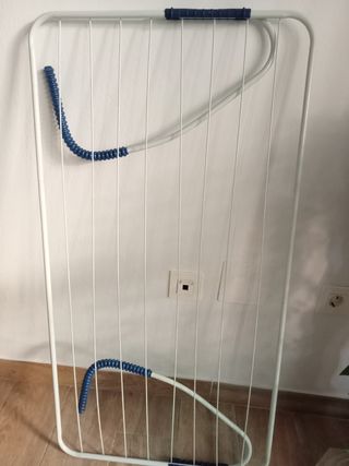 Tendedero de balcón