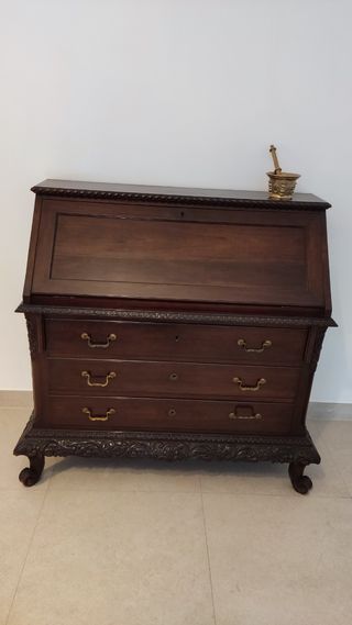 Escritorio buró antiguo estilo Chippendale
