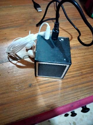 altavoz por bluetooth