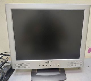 Monitor Airis 15 Pulgadas