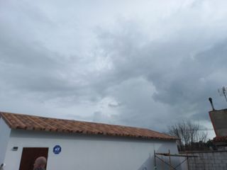 Porches de hierro i aparcamiento etc