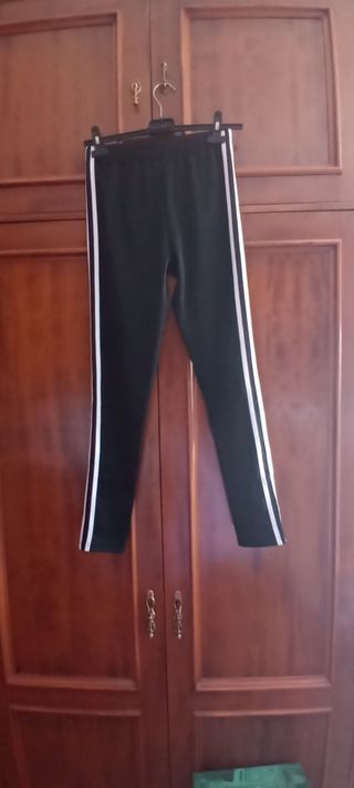 LEGGINGS CON RAYAS