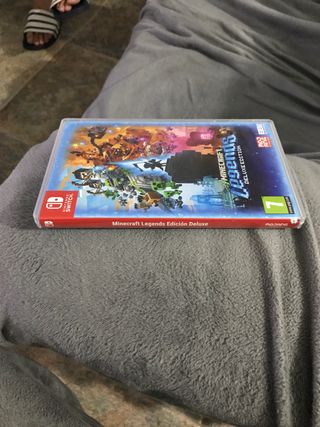 Minecraft legends deluxe edition caja vacia