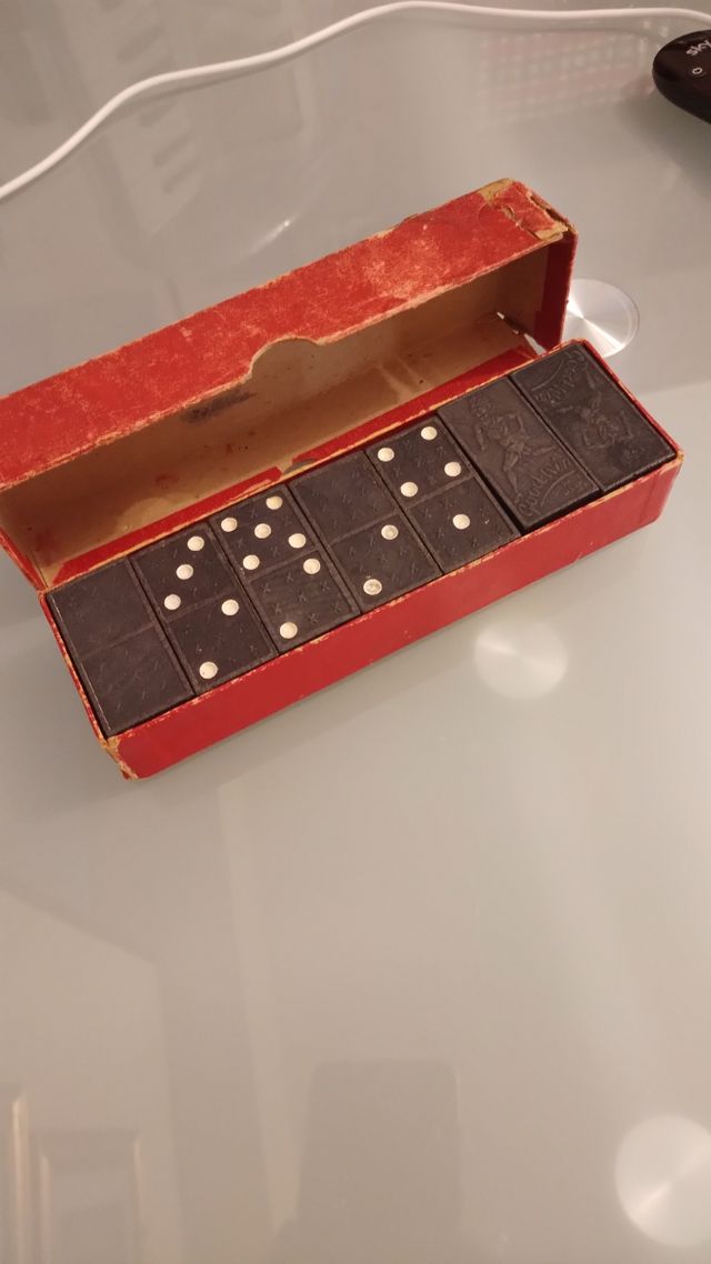 Domino Antico inglese