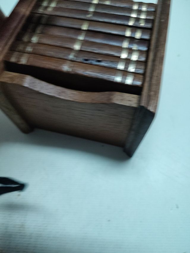 porta vasos vintage de madera