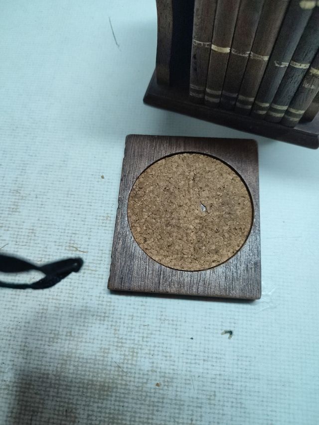 porta vasos vintage de madera