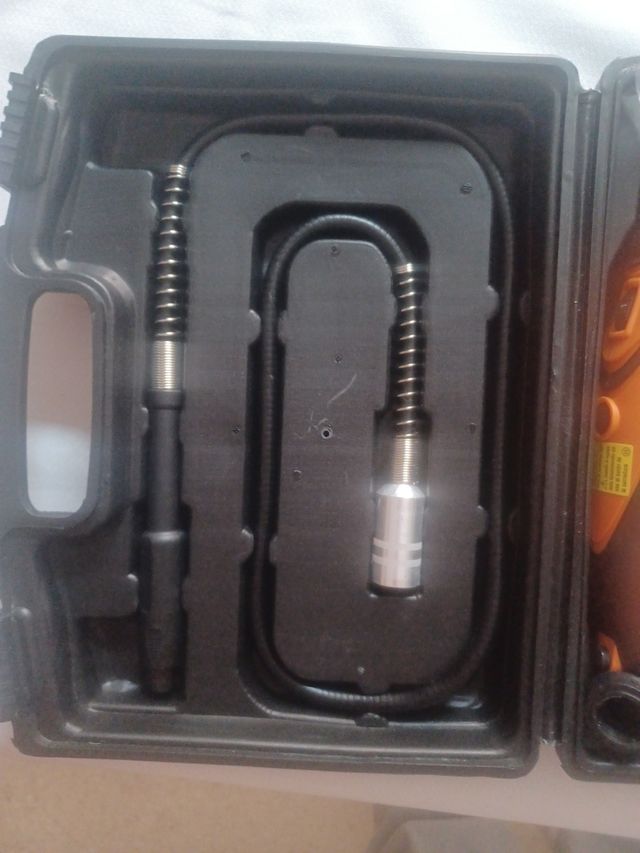 Amoladora multifuncion+282 accesorios. A estrenar 