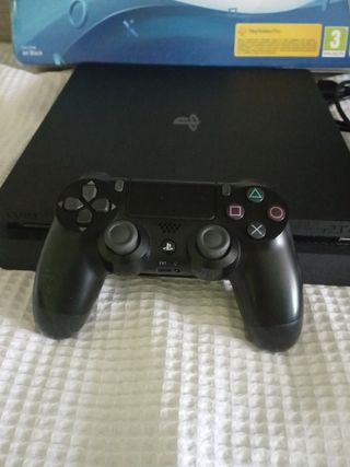 PS4 Sony