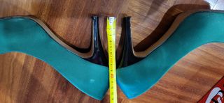 Zapato tacon verde. Talla 37
