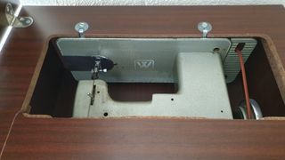 Máquina de coser WERTHEIM