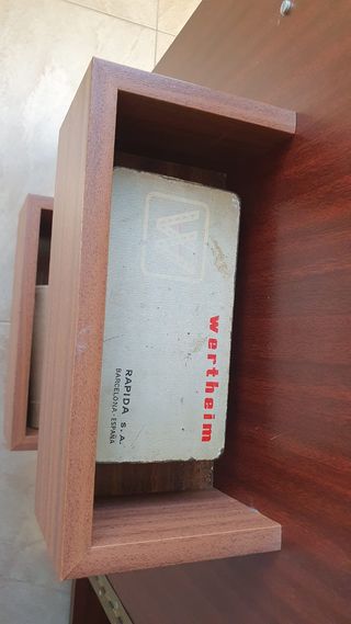 Máquina de coser WERTHEIM