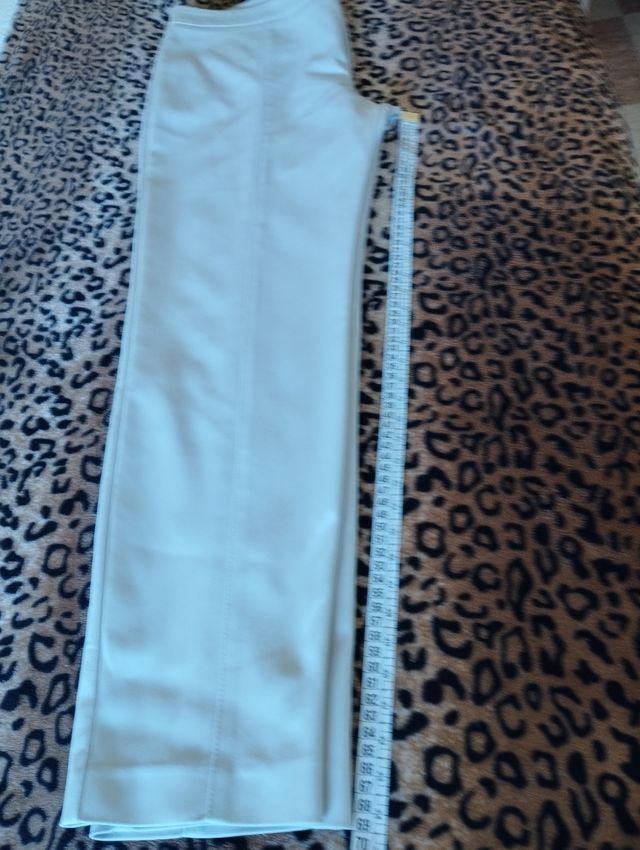 Pantalón de vestir color piedra clarito