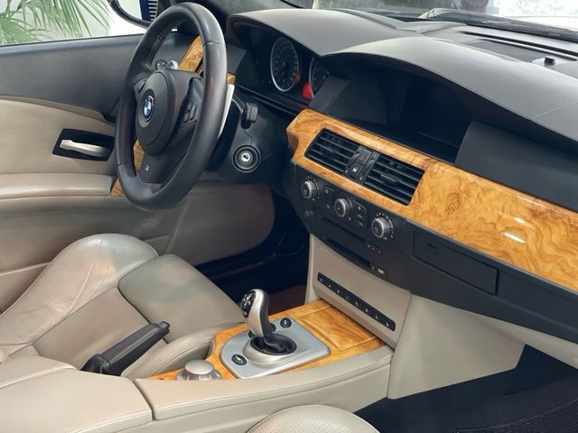 BMW M5 E60 43.900km !!