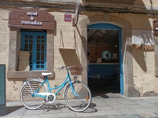 Alquiler bicicletas antiguas para imagen