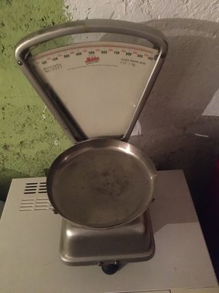 Báscula antigua