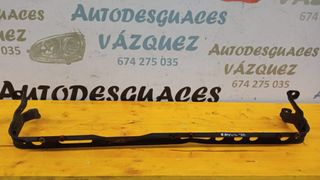 Travesaño inferior radiadores Ford Focus II